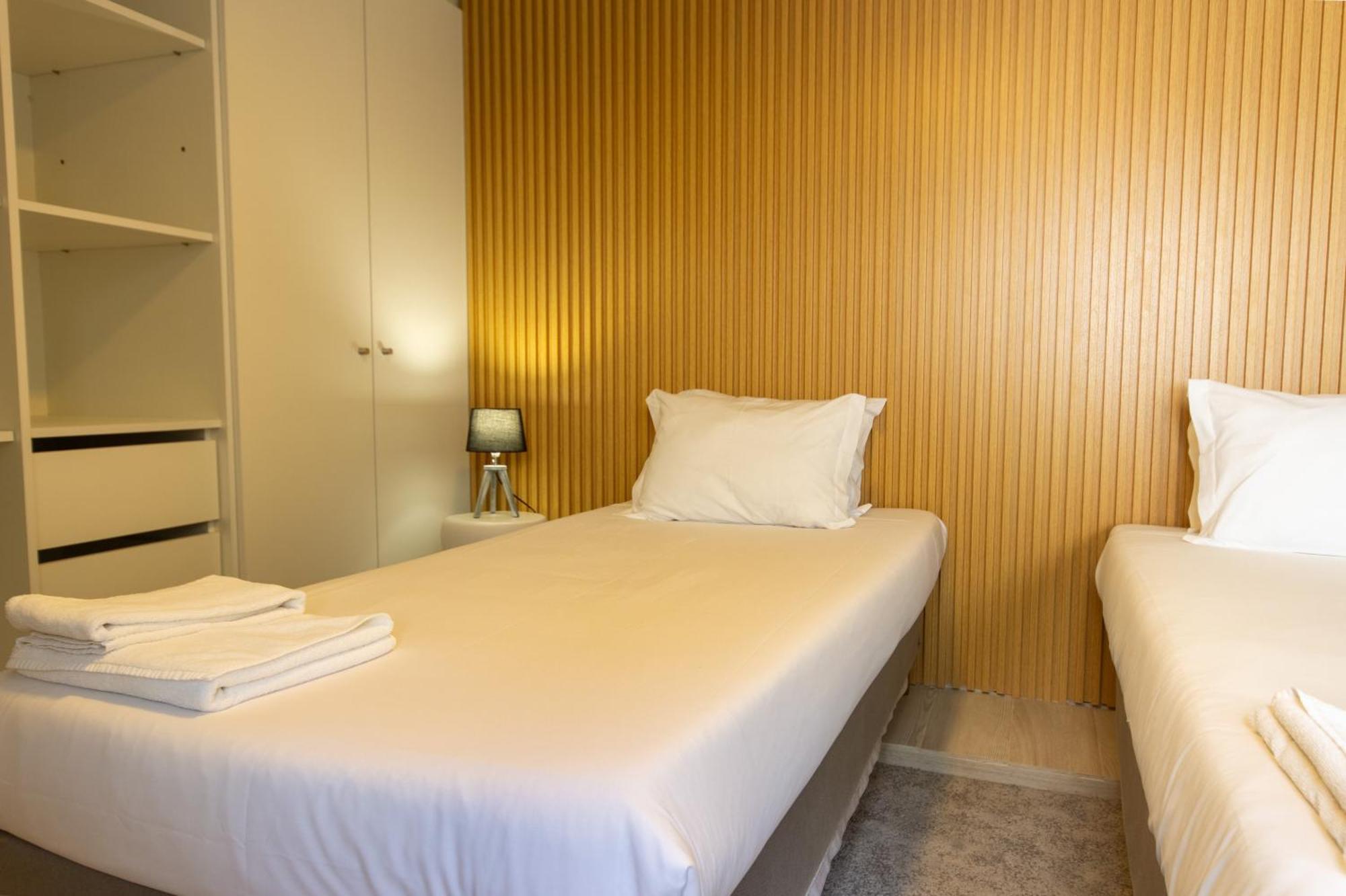 Orm Poveiros Apartments Porto Luaran gambar